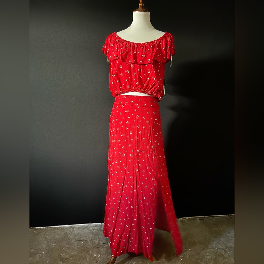 No Boundaries 2pc Floral Ruffle Set